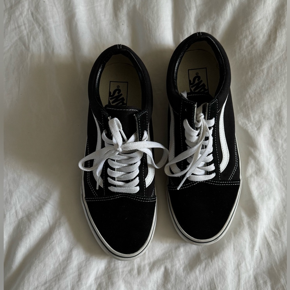 VANS Old Skool Black / White W9